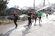 Winterlaufserie M&uuml;nchen 2019 Teil 3: Lauf &uuml;ber 20 km und Faschingslauf 10 km am 10.02.2019 im Olympiapark, M&uuml;nchen (&copy;Foto. Martin Schmitz)